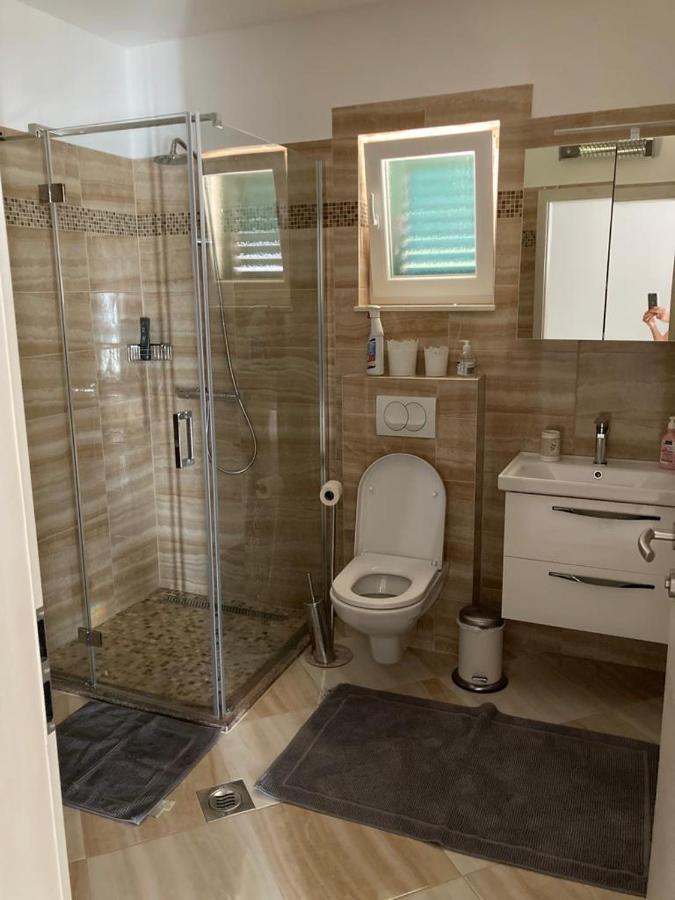 Modern Seeview Apartment Maslenica With Free Wifi, Free Parking, 300M From Beach מראה חיצוני תמונה